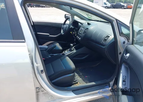 2017 Kia Forte Lx from USA, damaged, VIN 3KPFK4A79HE152210